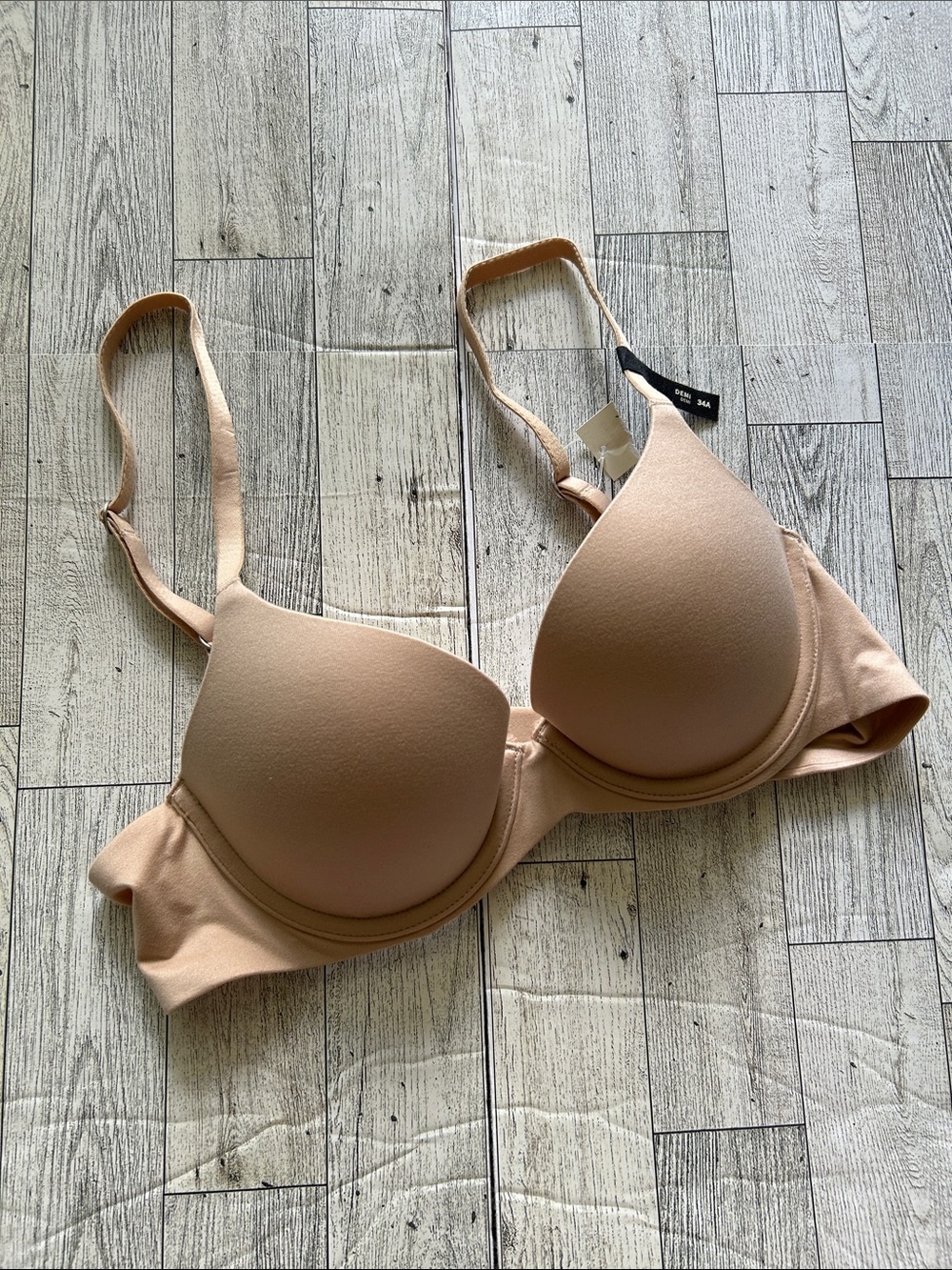 aerie sunnie by aerie demi bra 34A